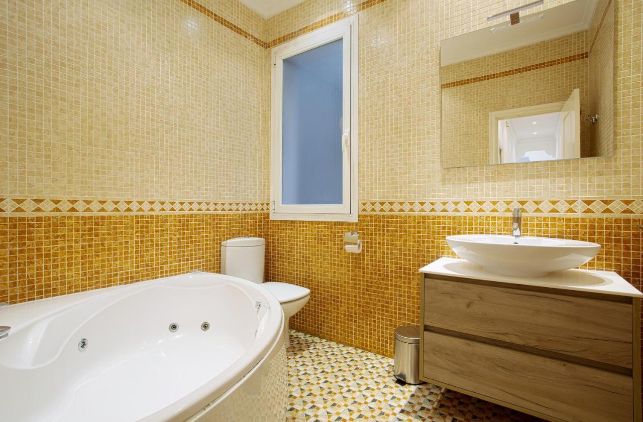 Genteel Home Chamberi Madrid Exteriör bild
